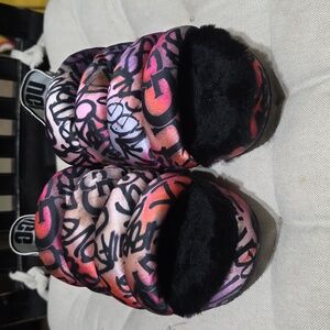UGG Women's Sandals - Black and Pink Graffiti